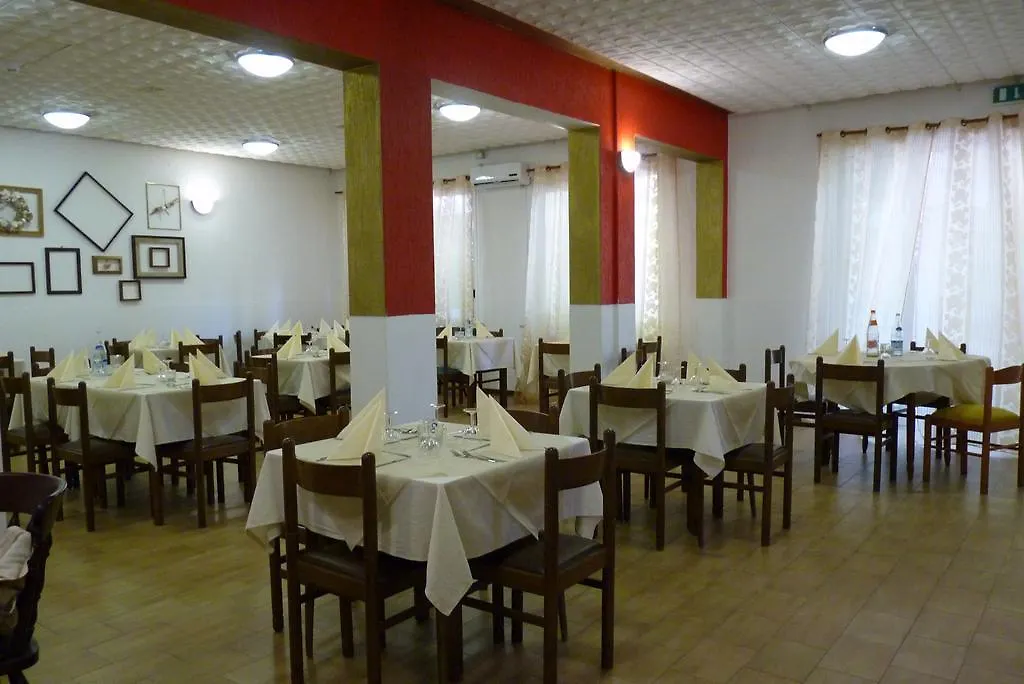 Hotel Villa Del Bagnino Rímini 2*,